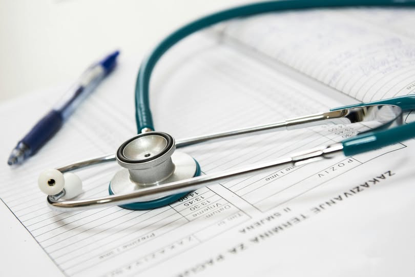 Medical billing accounts receivable management for healthcare providers